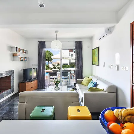Villa Indigo *